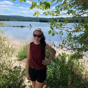 Meet your Posher, Sarah